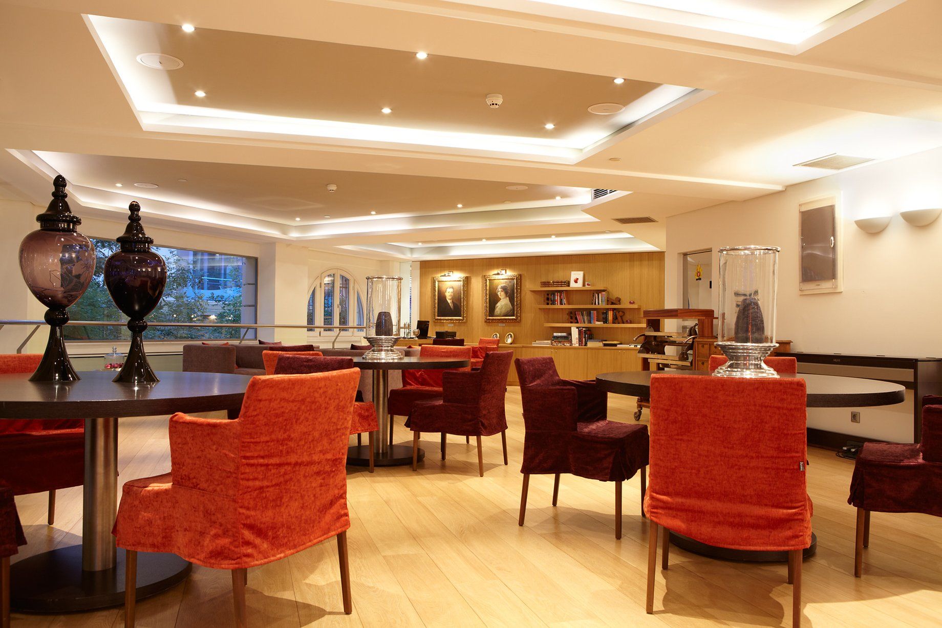 The Excelsior - Small Luxury Hotels Of The World Thessaloníki Restoran gambar The Club at London Heathrow Airport